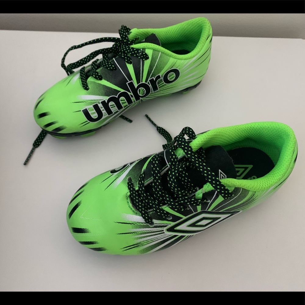 Umbro Soccer Cleats